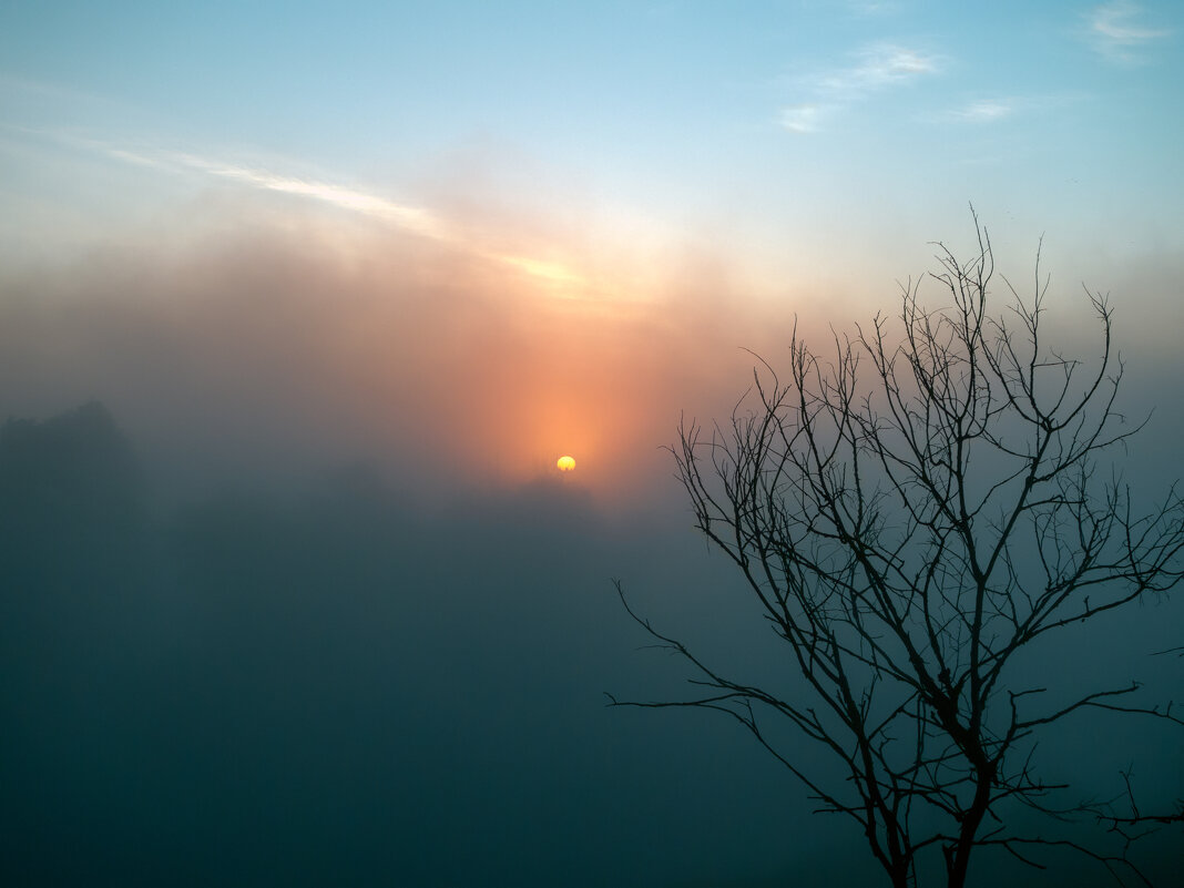 Встречая солнце - Валерий Иванович Встречая солнце - Валерий Иванович