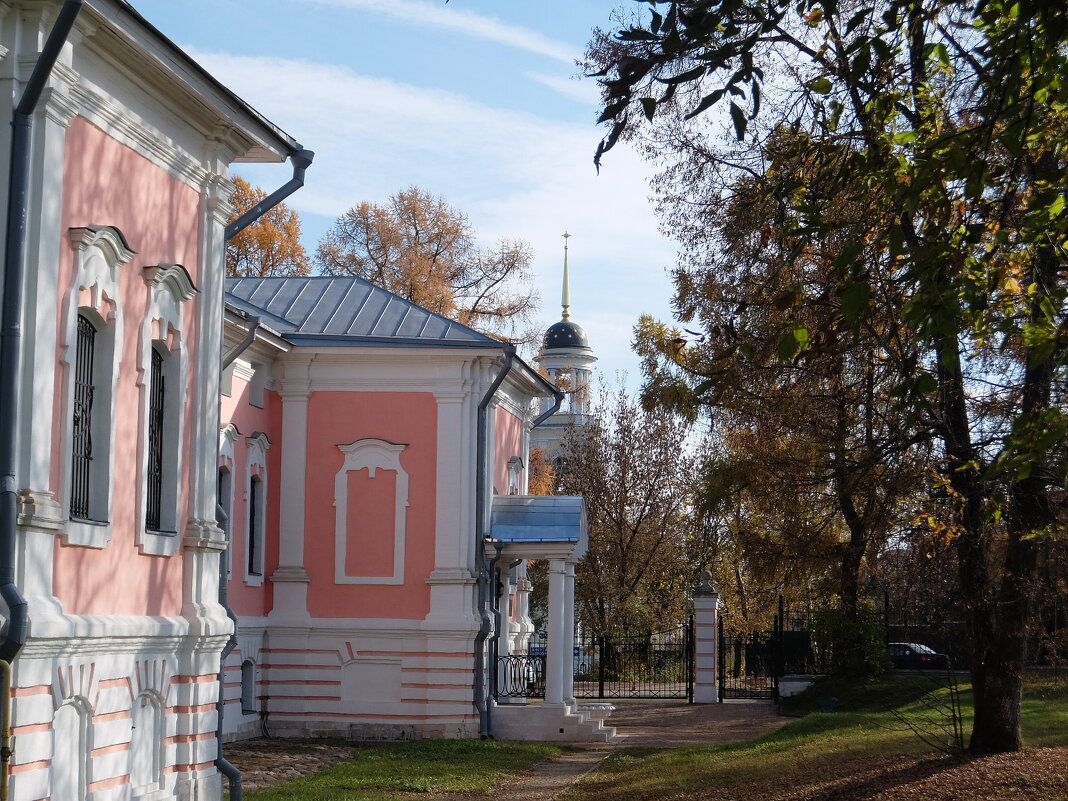 Усадьбы милый уголок. - Люба 