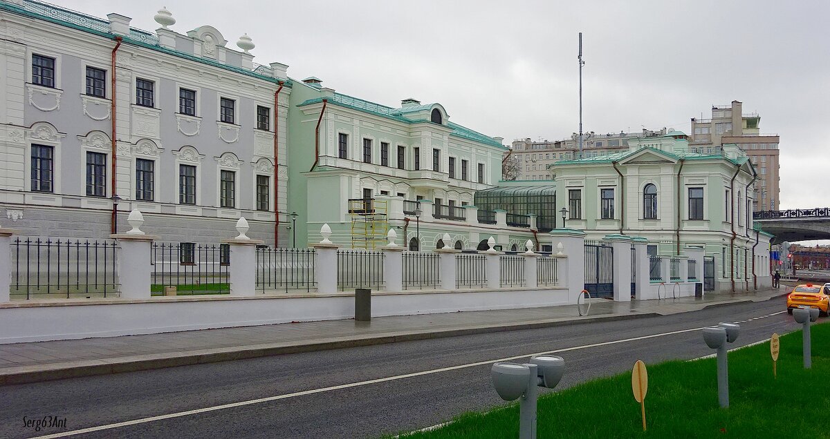 Из серии "А без меня тут ничего бы не стояло" - Сергей Антонов