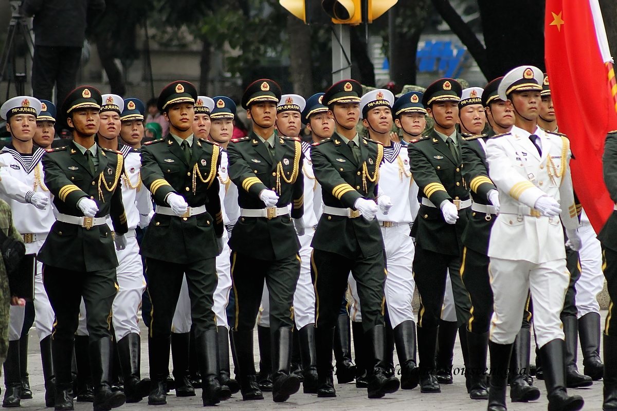 Китайские солдаты! - Наталья Портийо