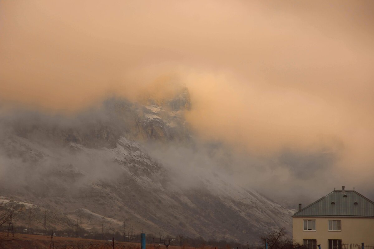 Разверзлось на миг - Вячеслав Случившийся
