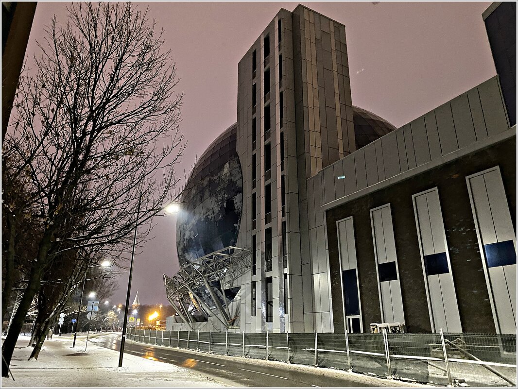 К Музею Мирового океана. - Валерия Комова К Музею Мирового океана. - Валерия Комова