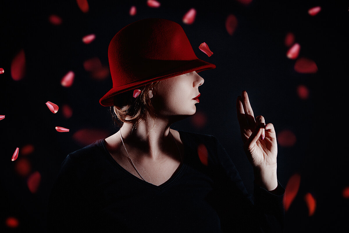 Красная шляпка - Ольга Степанова Красная шляпка - Ольга Степанова