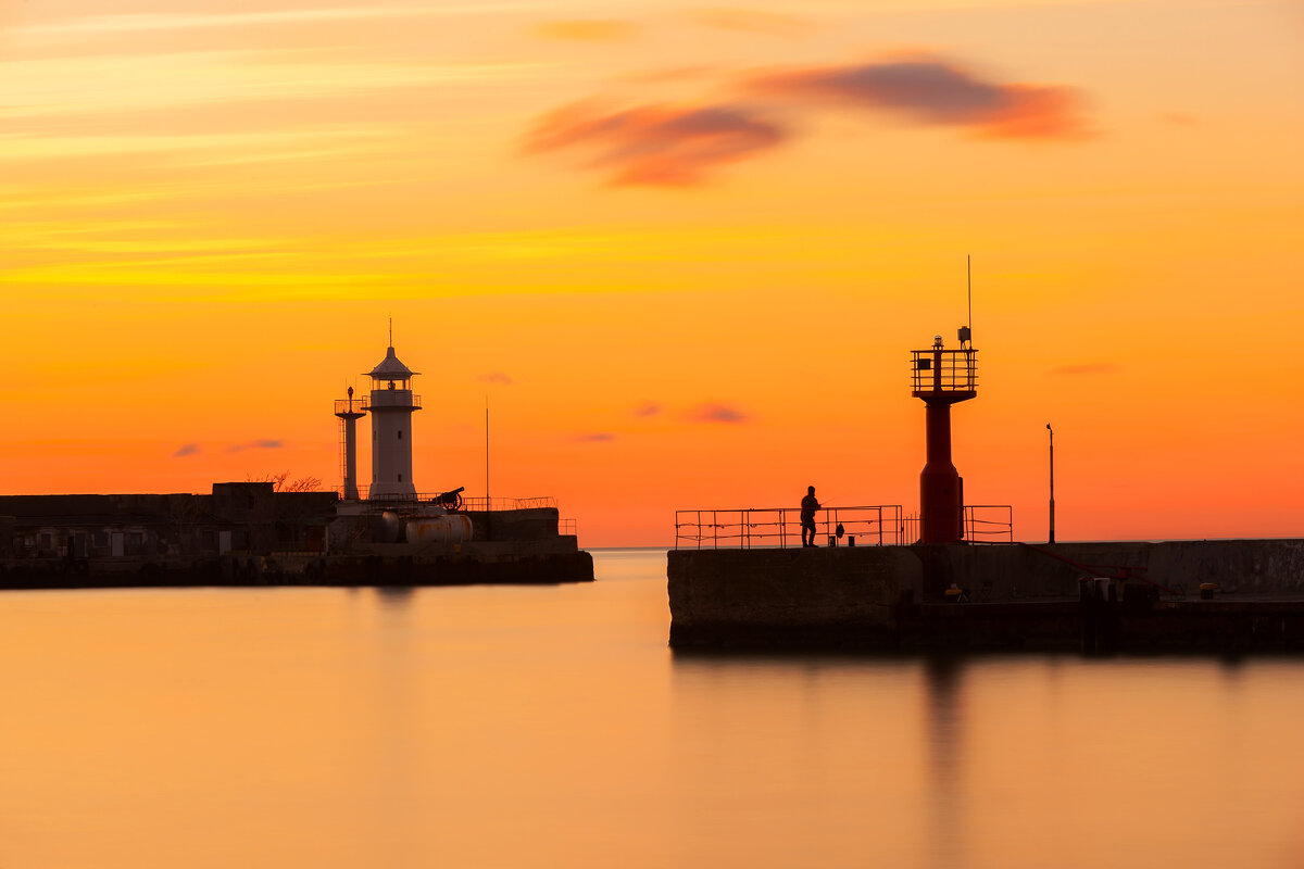 Ялтинский маяк - Сергей Титов