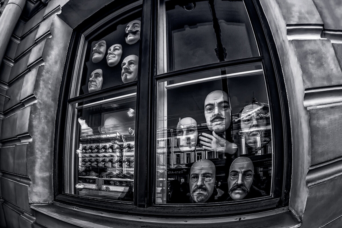 Зрители Невского. - Герман Воробьев Зрители Невского. - Герман Воробьев