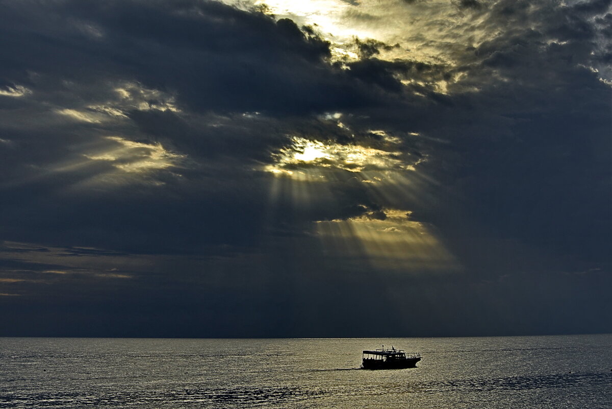 ПРОЩАЙ  ЖЕ  МОРЕ - Гераскин  Вадим  Георгиевич 
