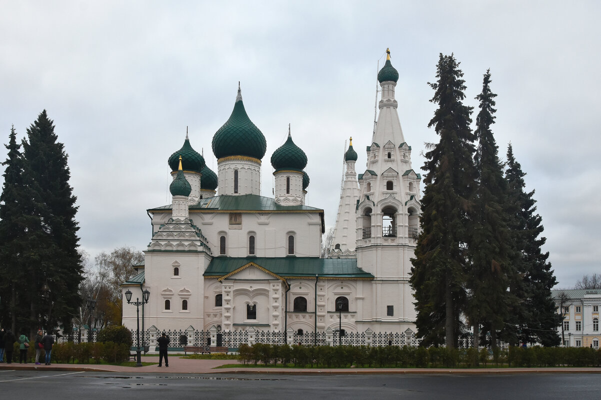 Ярославль. Храм Ильи Пророка на Советской площади 1647-1650 годы. - Наташа *****