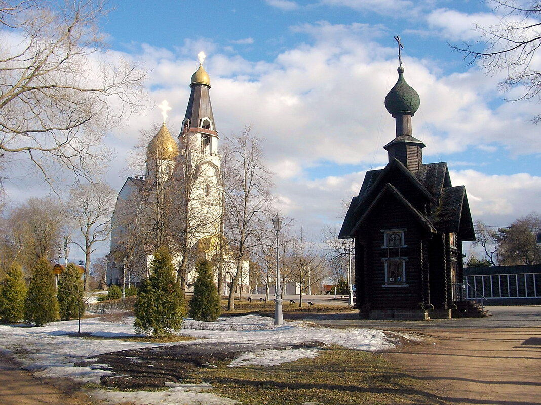 Храм Св. Апостолов Петра и Павла и часовня в Сестрорецке. - Лия ☼ Храм Св. Апостолов Петра и Павла и часовня в Сестрорецке. - Лия ☼
