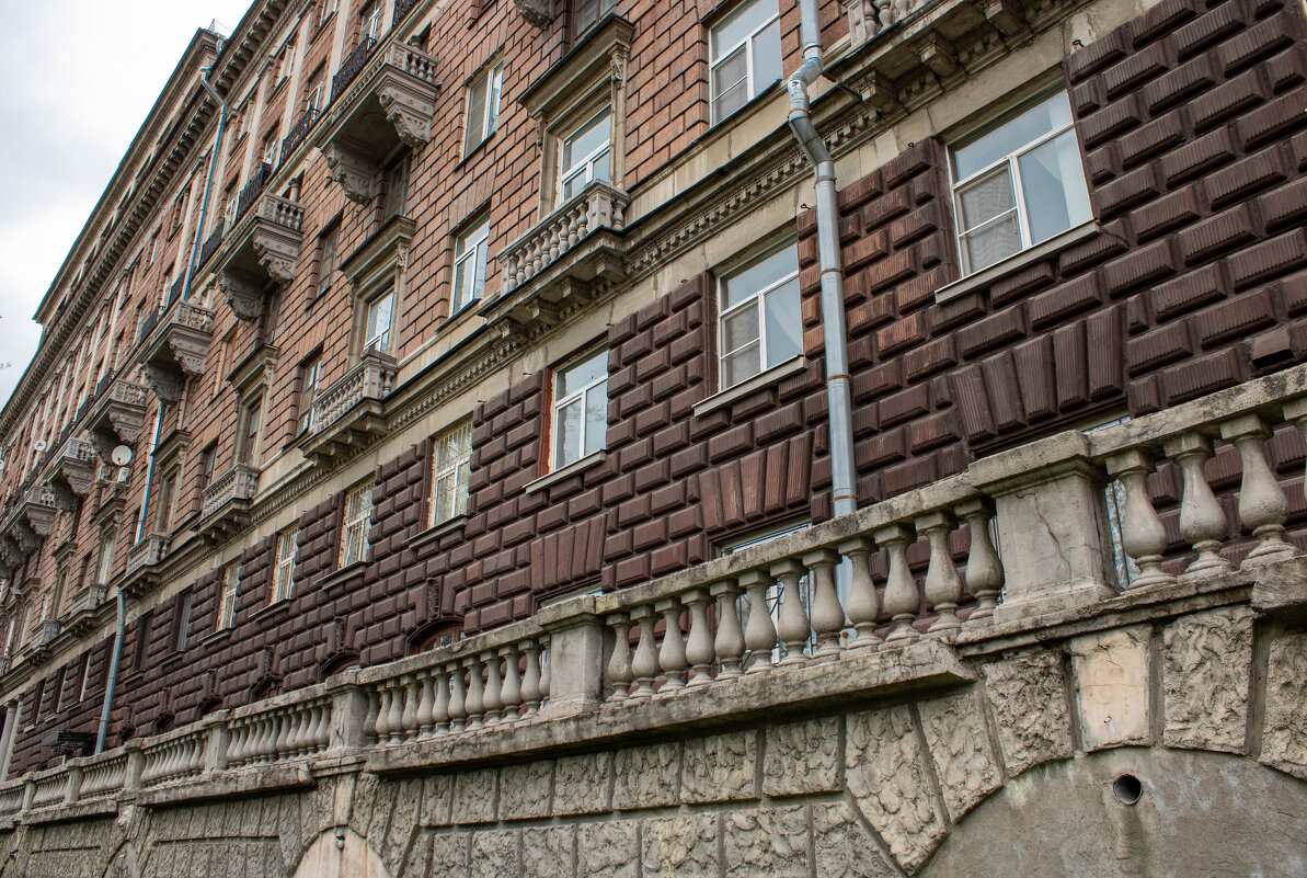 Стена старого дома - Yurij Katkov Стена старого дома - Yurij Katkov