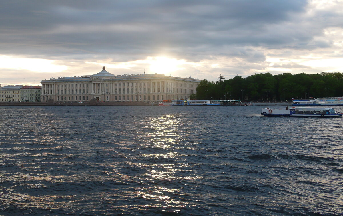 СПб.Набережная реки Невы - Таэлюр 