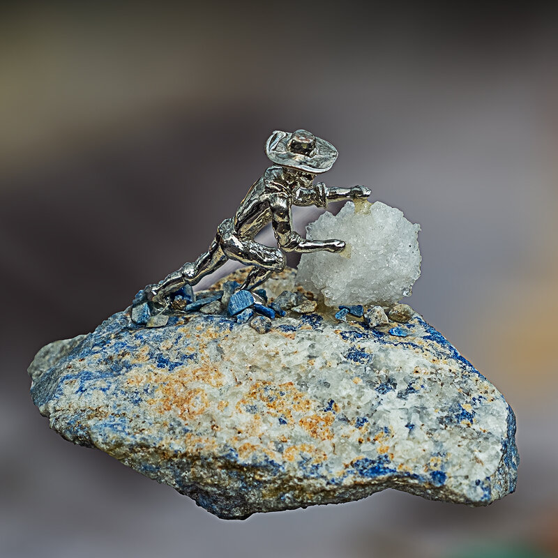 Вернисаж Ц Д Х. - Олег Пучков