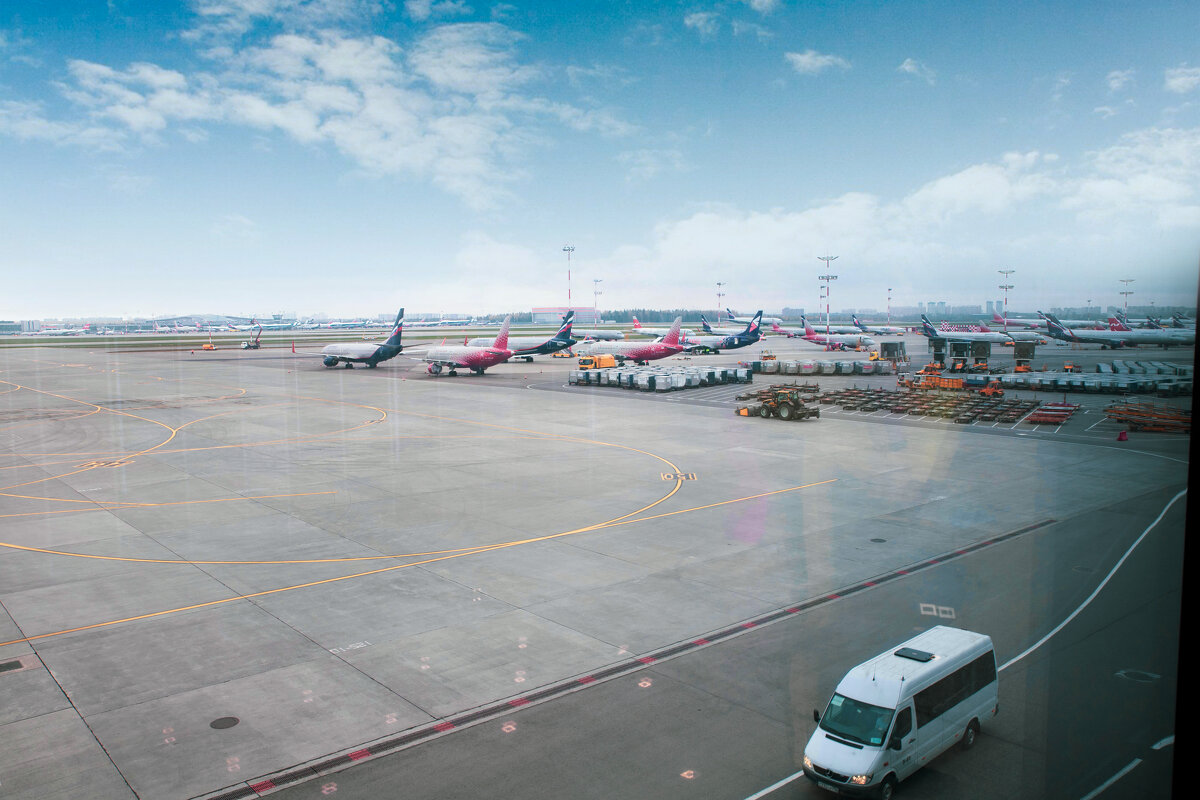 Аэропорт - Любовь Перевозникова