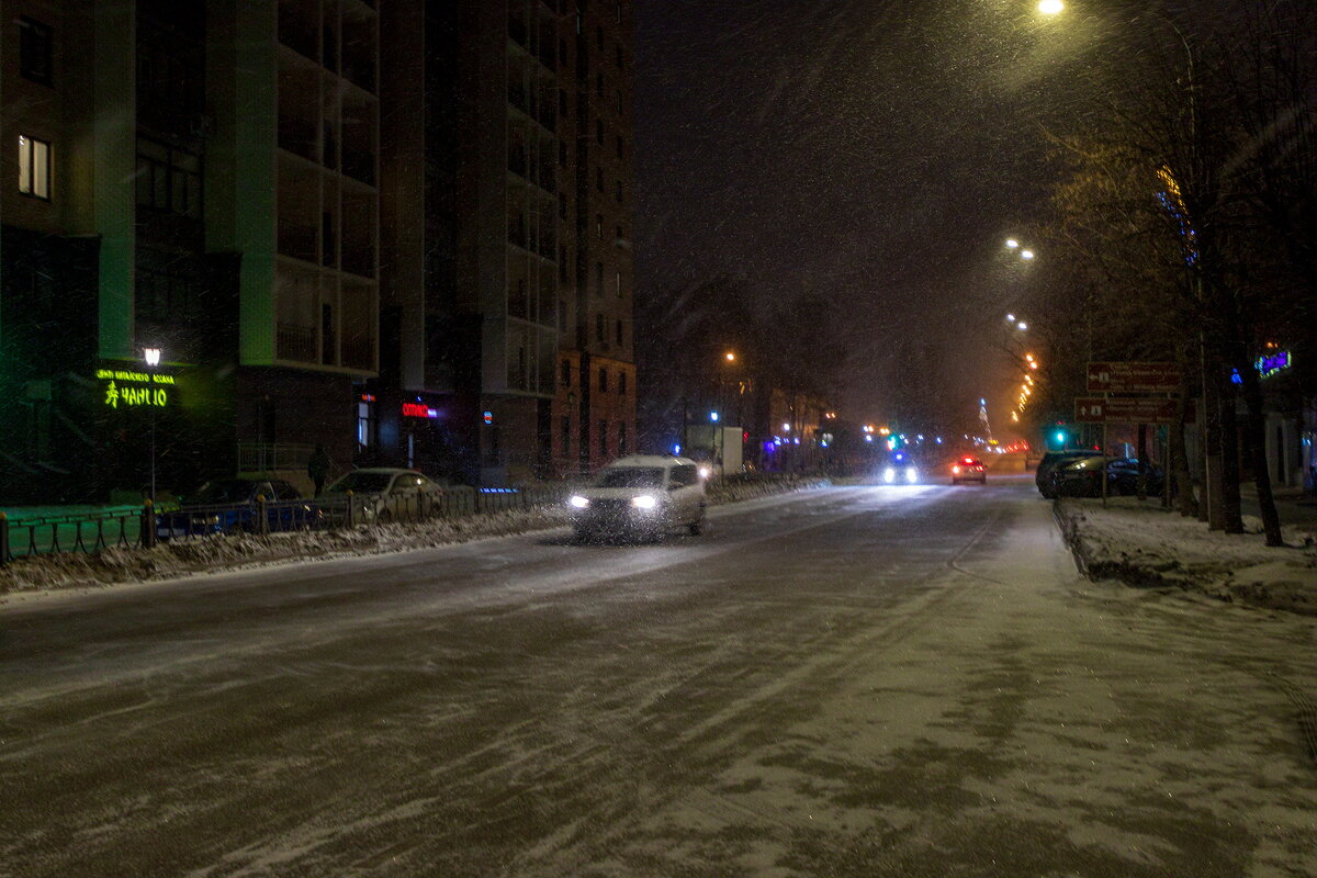 Утро на Московской улице Дмитрова. - Анатолий. Chesnavik.