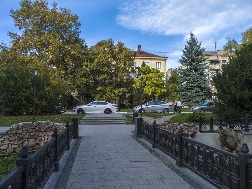 Осенний  Салгир,Мост - Валентин Семчишин