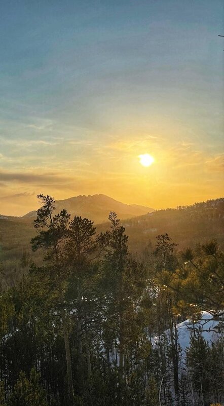 Звезда...Солнце заходит. - Георгиевич Звезда...Солнце заходит. - Георгиевич