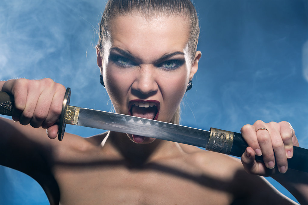 Меч девчонкам не игрушка!!! - Aleksandr Aks