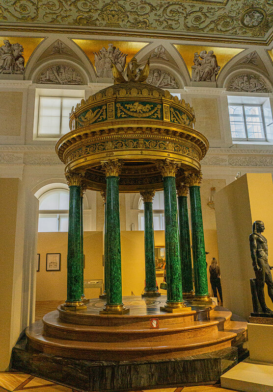 По залам Эрмитажа - Ирина Соловьёва