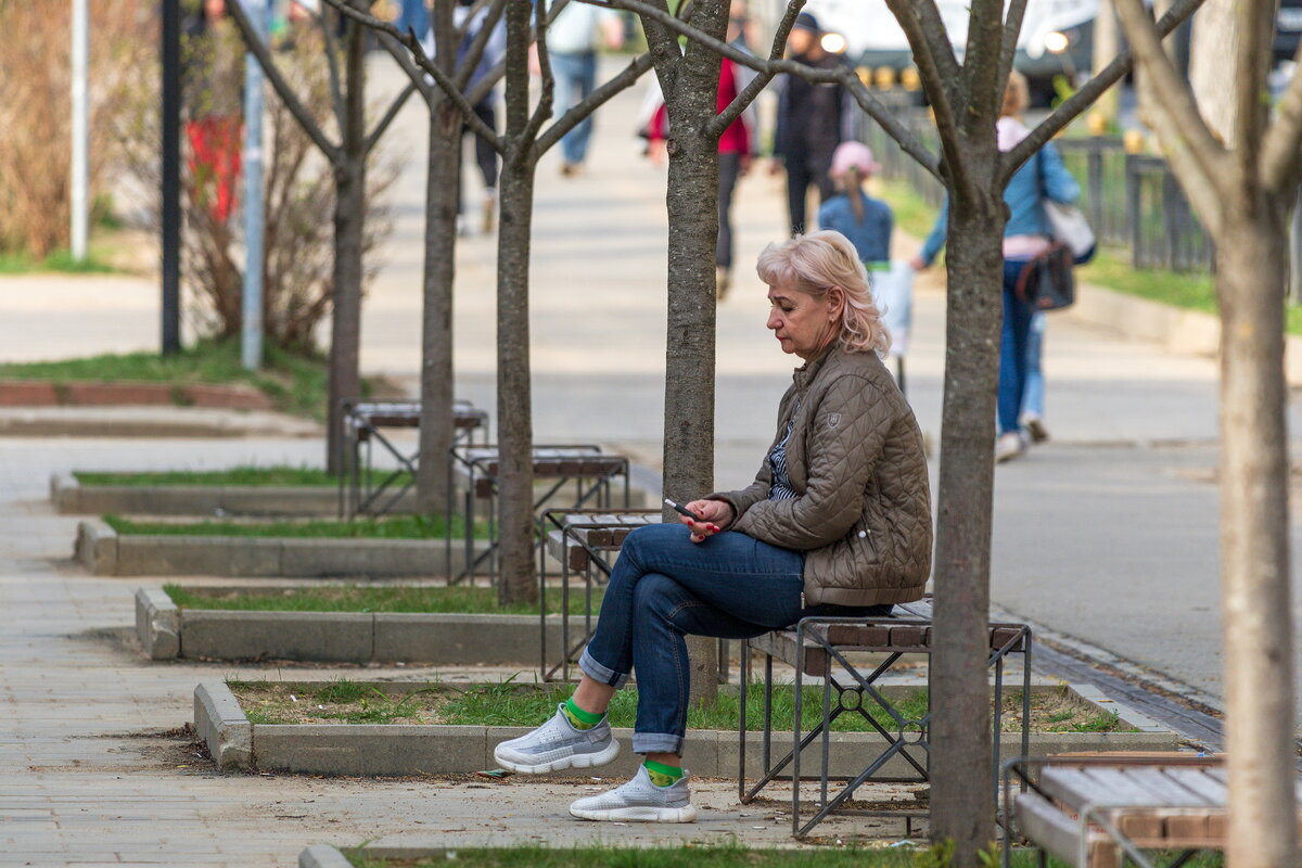 Спиной ко всем. - Анатолий. Chesnavik. Спиной ко всем. - Анатолий. Chesnavik.