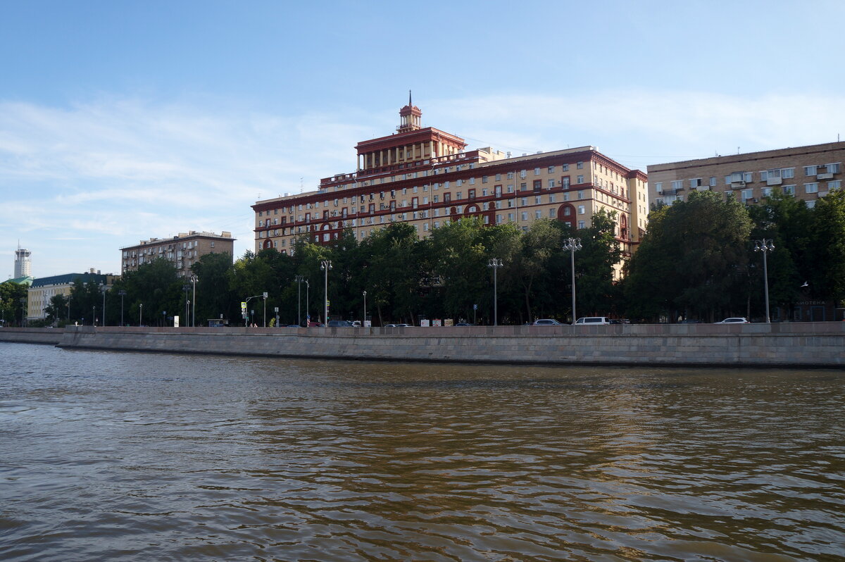 Космодамианская набережная / сталинский ампир / архитектор Михаил Синявский / 1954 - zavitok *