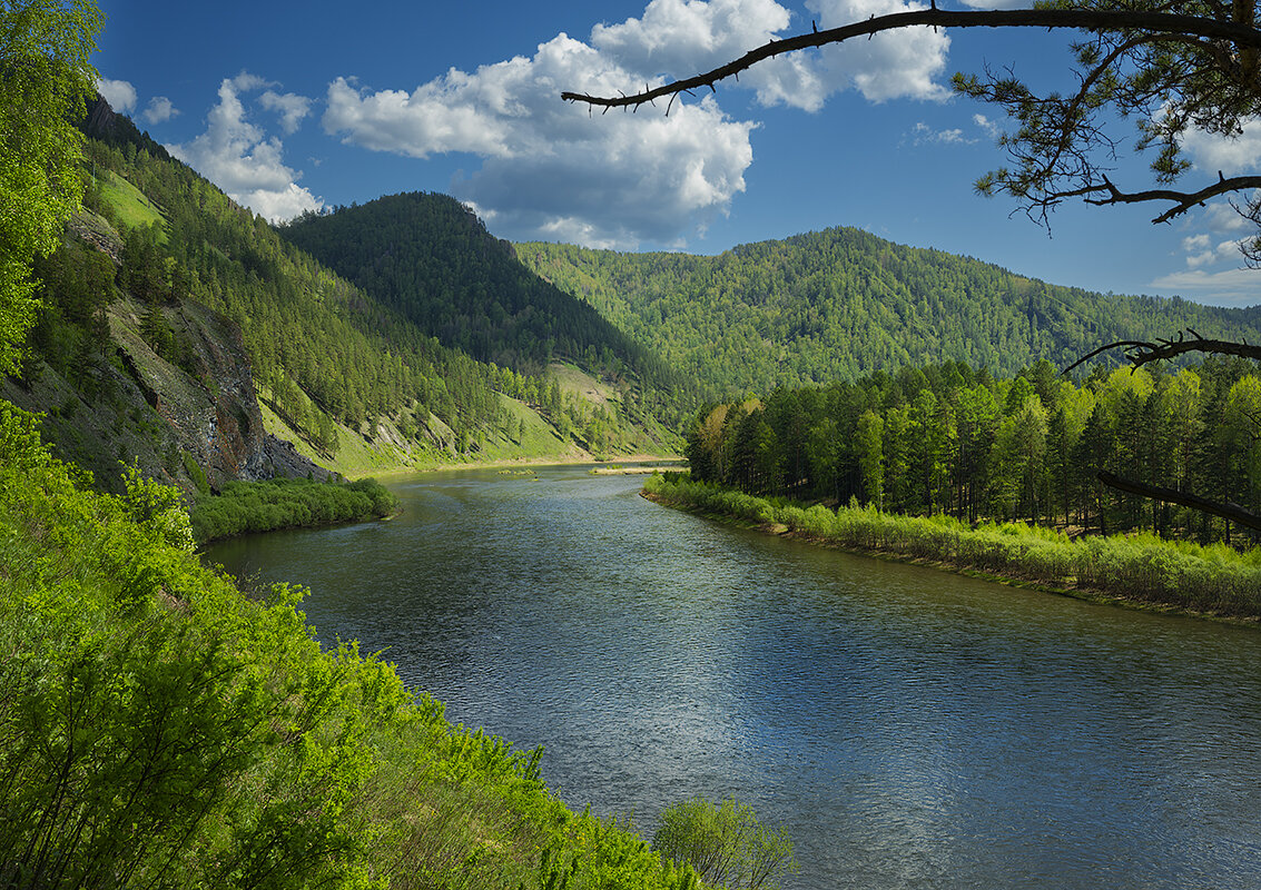 * - Александр Иванов