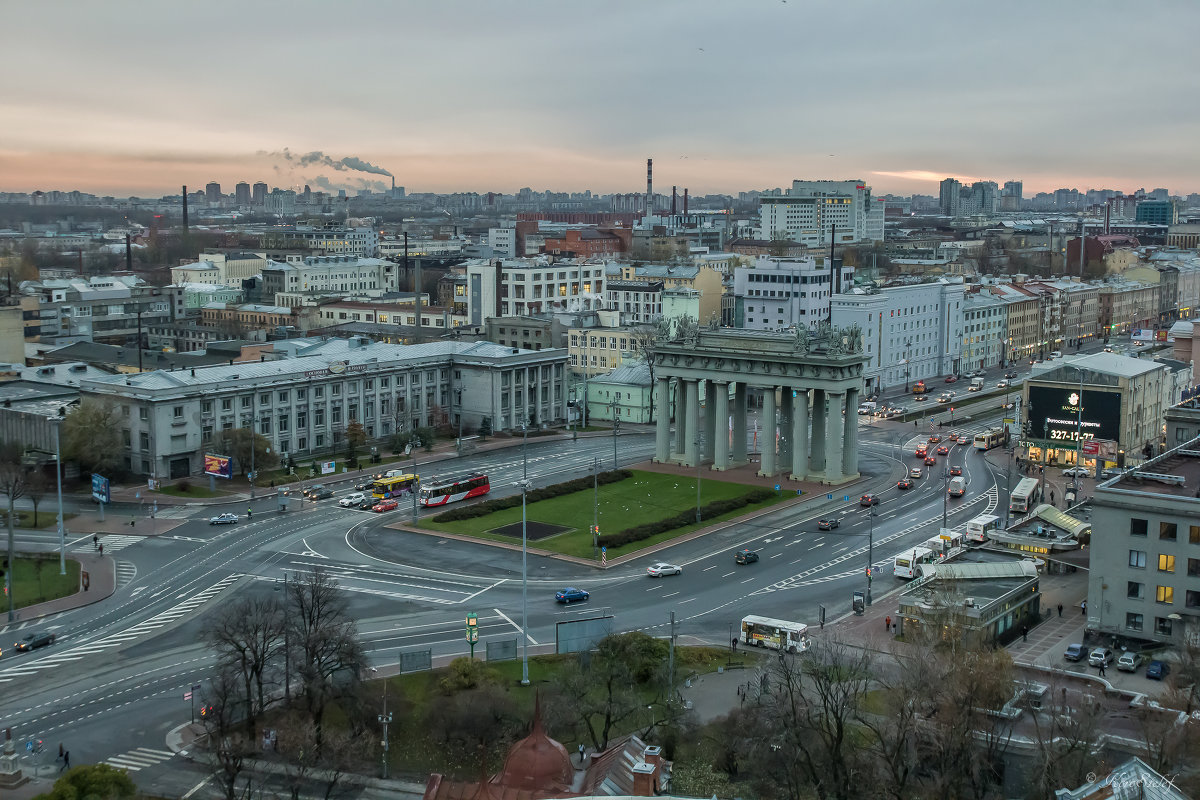 Рассвет на площади Московские ворота :: Сергей  – Социальная сеть ФотоКто