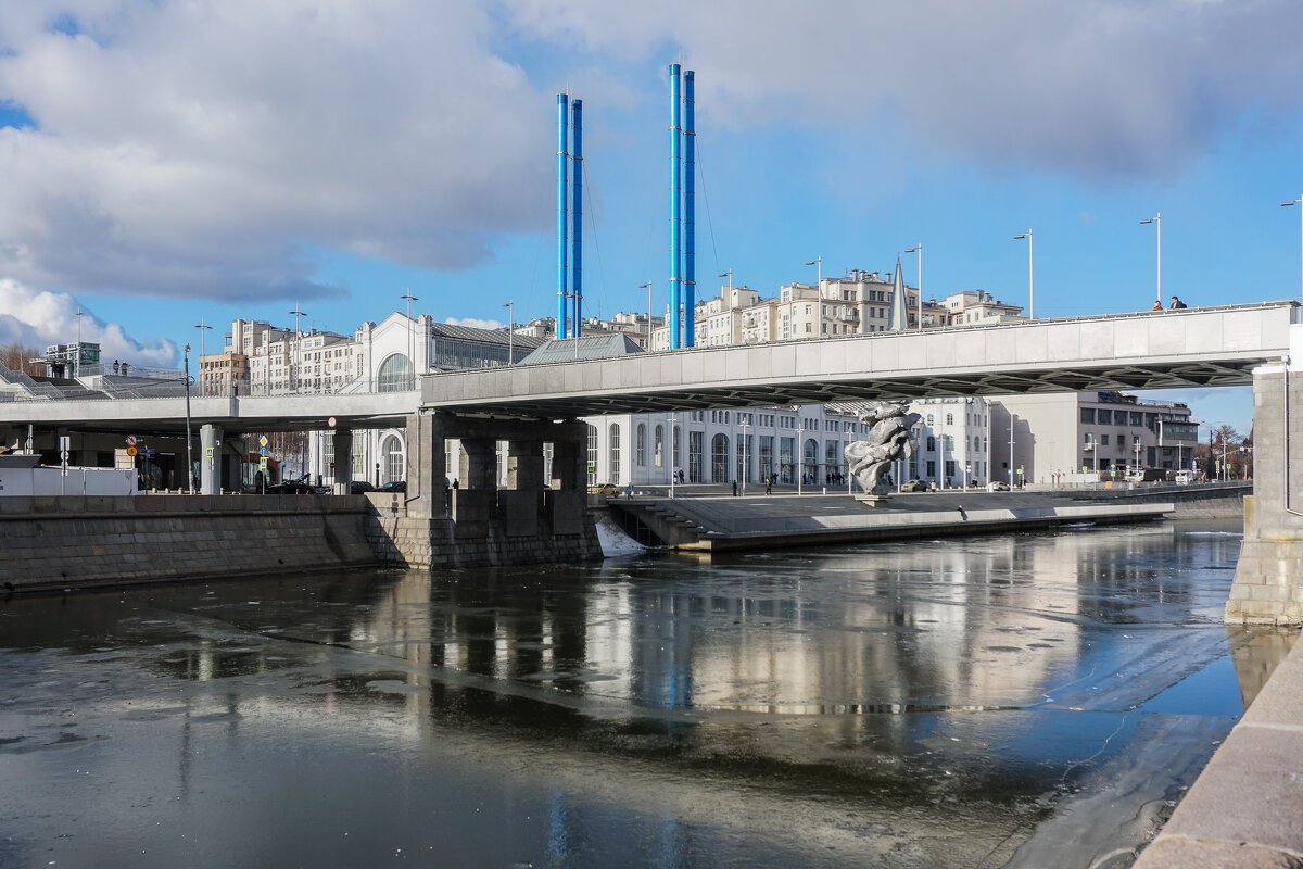 На Водоотводном канале - Галина Бехметьева