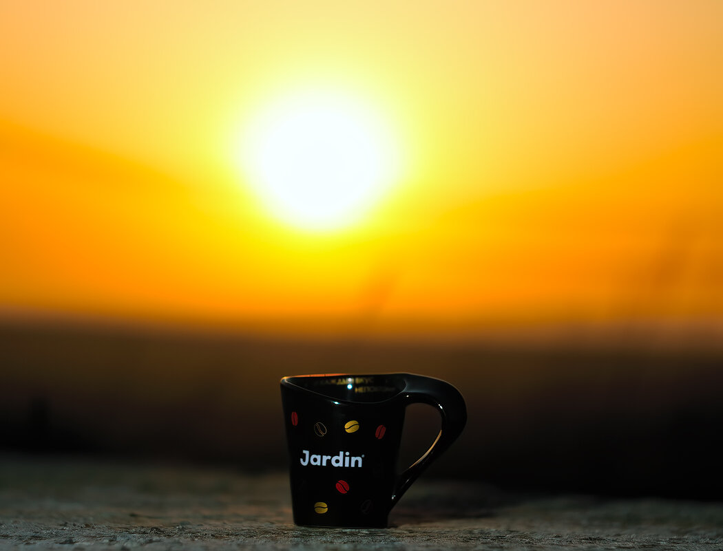 Вечерняя кофе - романтика .. - Евгений Хвальчев Вечерняя кофе - романтика .. - Евгений Хвальчев