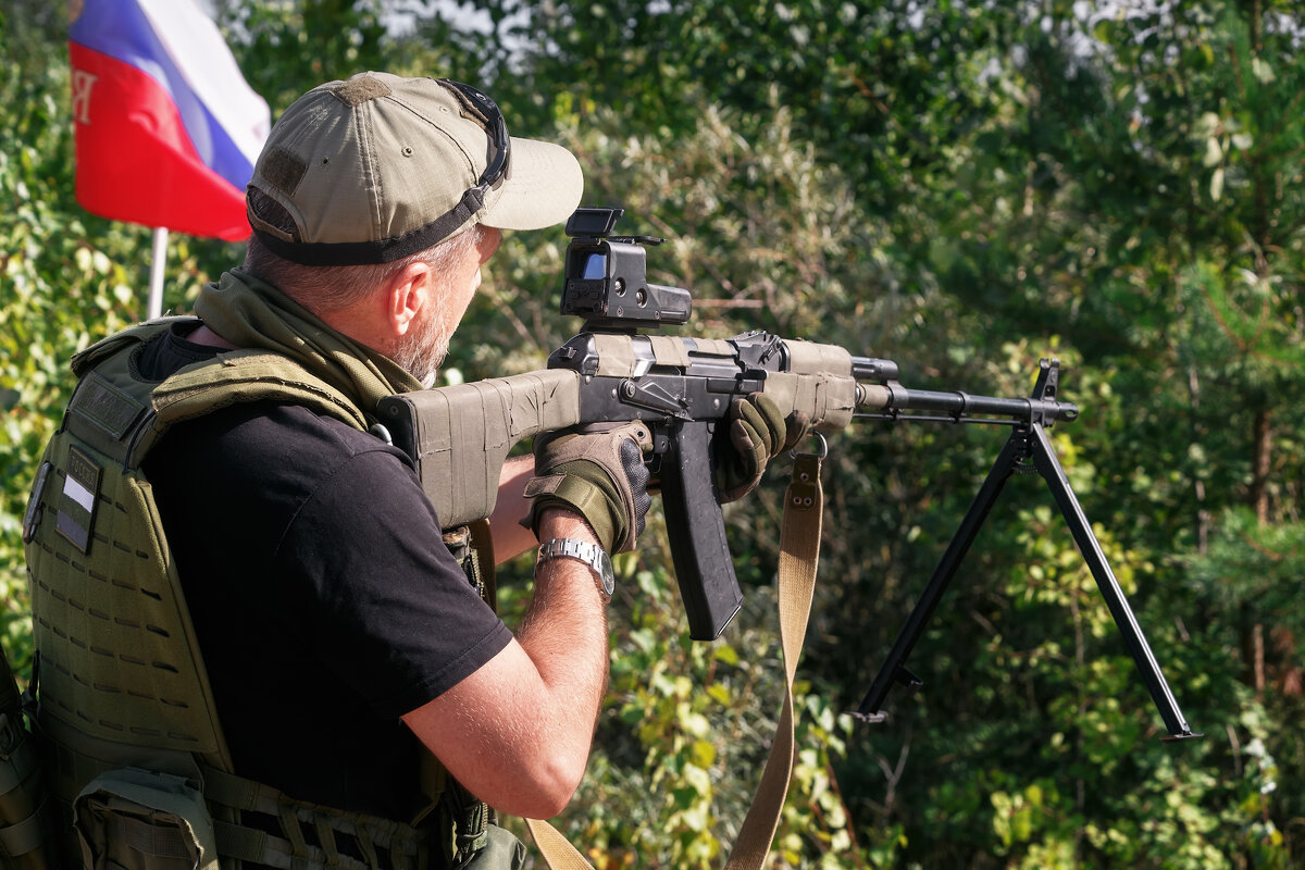 В городском парке - Владимир Колесников