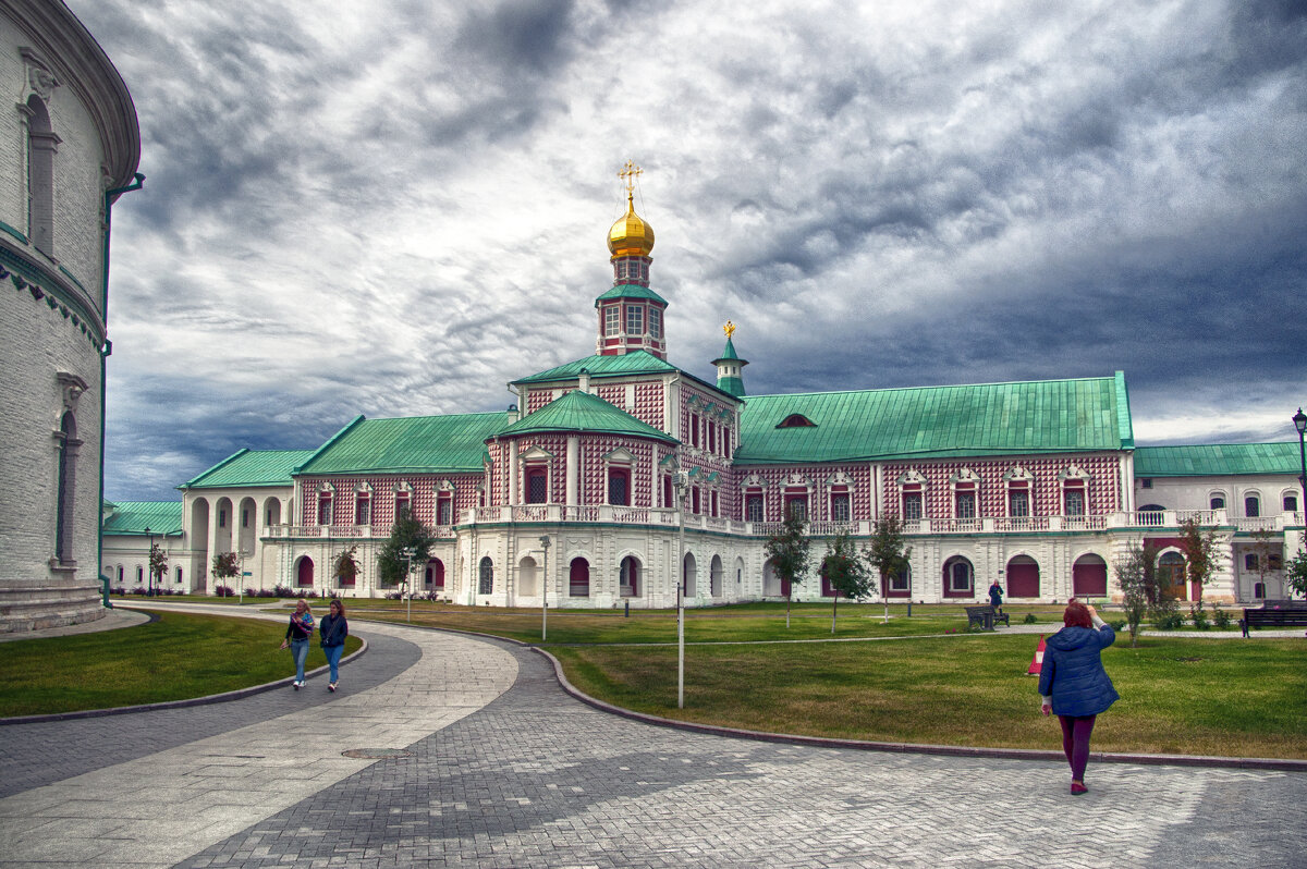 Воскресенский Ново-Иерусалимский монастырь Основан в 1656 году святейшим патриархом Никоном - Юрий Яньков