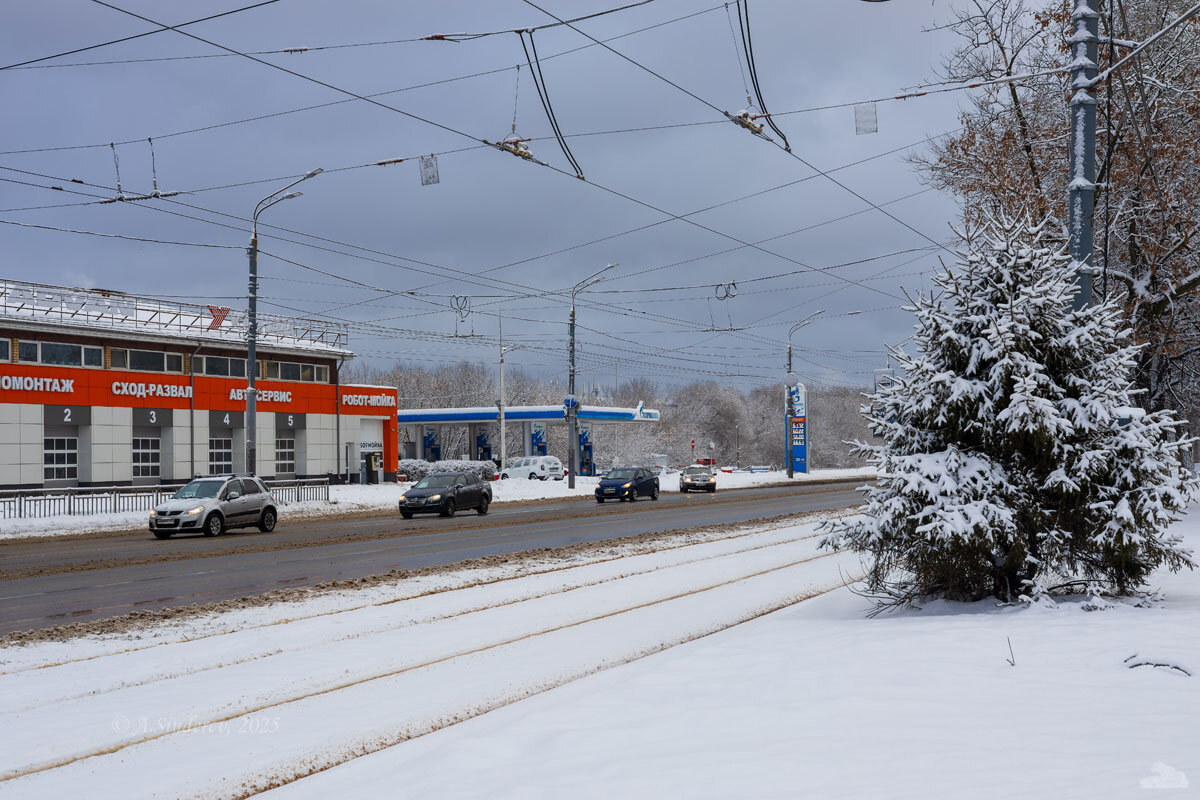 Городской зимний пейзаж - Александр Синдерёв