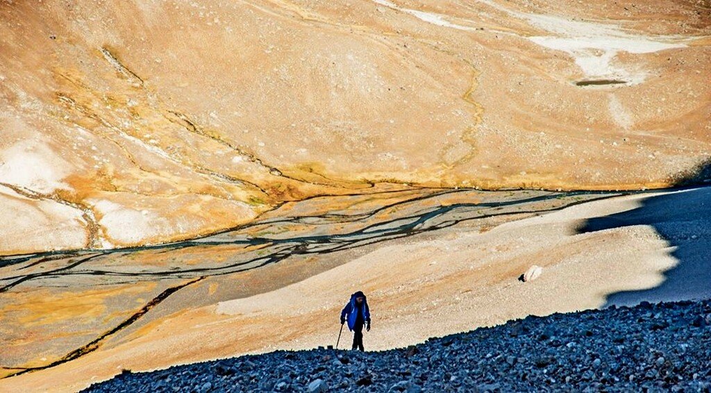 ПО ВЕРХАМ, h~3500м. - Виктор Осипчук ПО ВЕРХАМ, h~3500м. - Виктор Осипчук