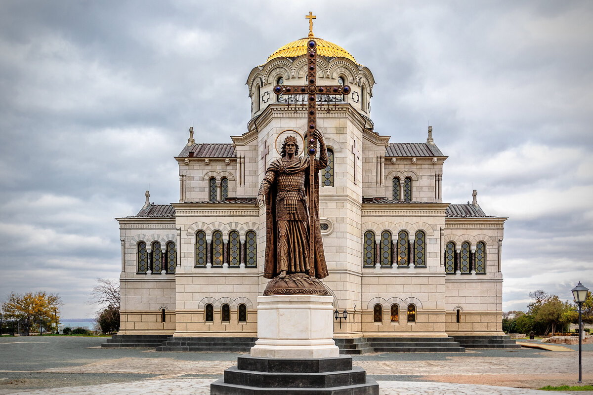 Свято-Владимирский собор в Херсонесе, памятник князю Владимиру - But684 Свято-Владимирский собор в Херсонесе, памятник князю Владимиру - But684
