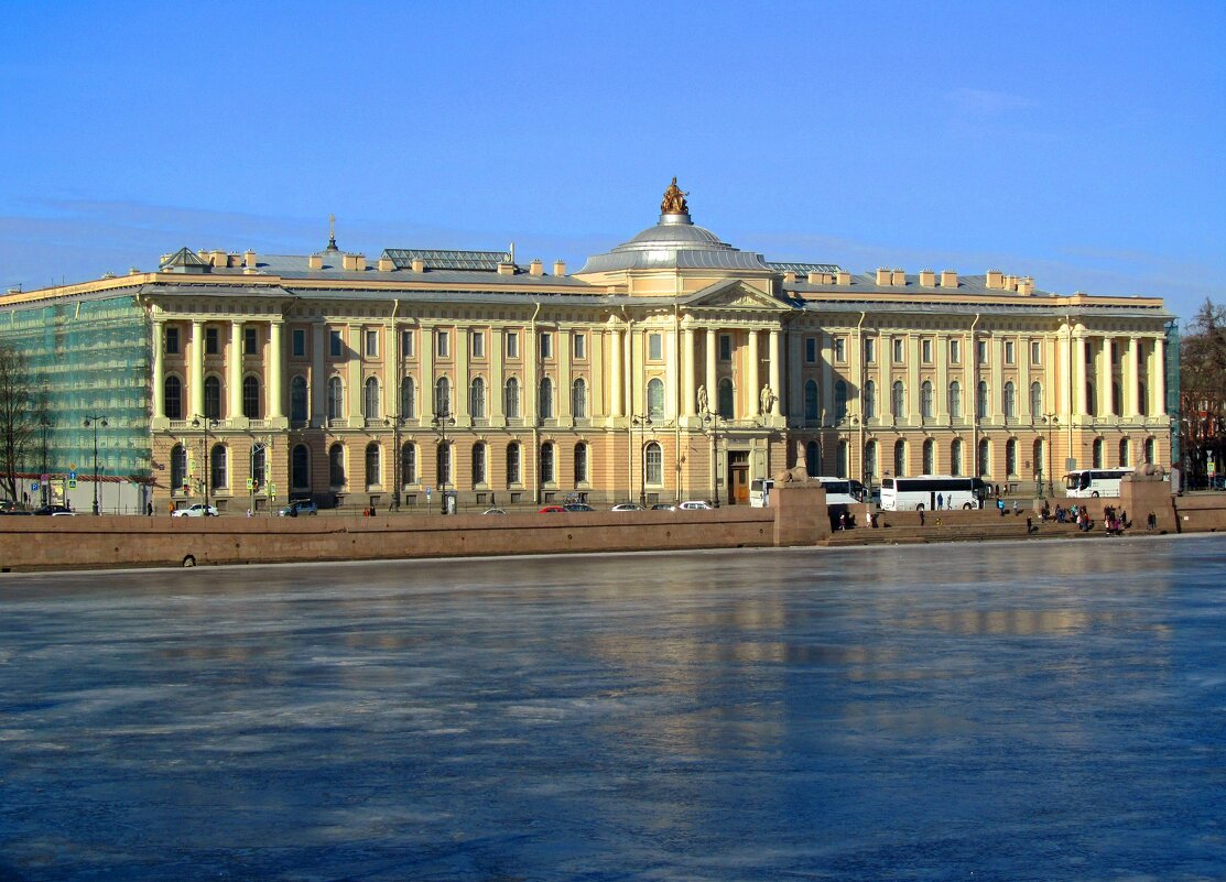 Академия художеств - Сергей Карачин