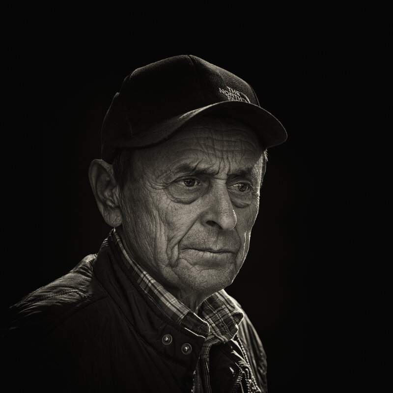 * - Александр Лисовский