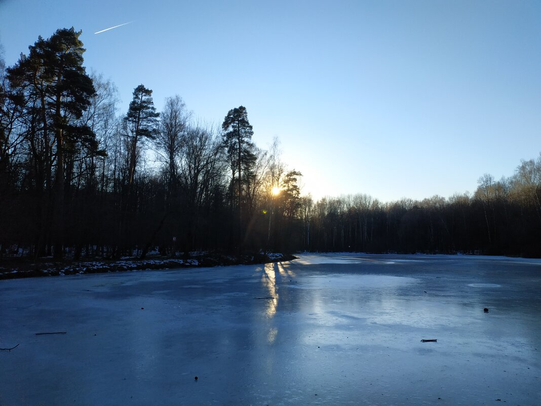 * * * - Андрей Лукьянов