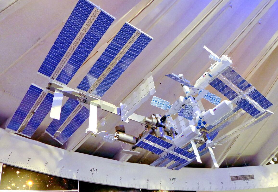 Макет космической станции - Валерий Судачок Макет космической станции - Валерий Судачок