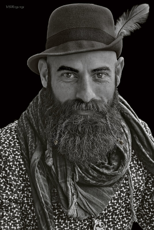 Hat and feather - Shmual & Vika Retro Hat and feather - Shmual & Vika Retro