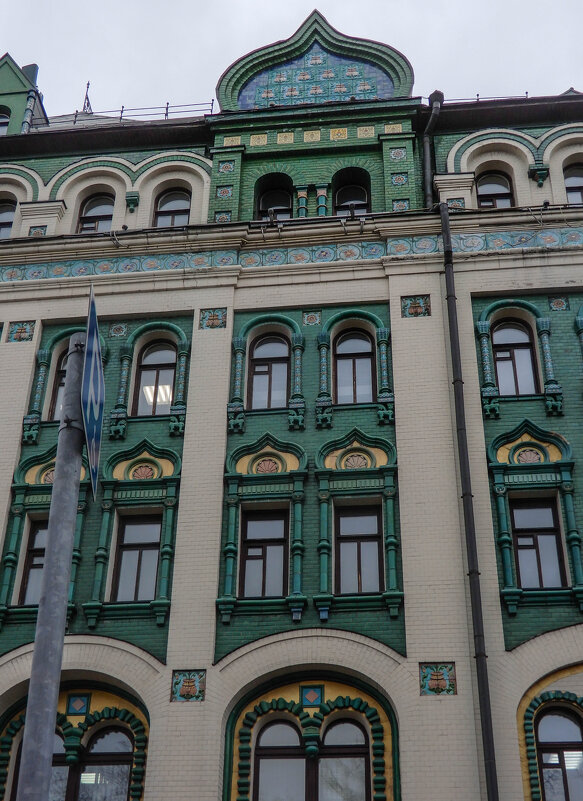 Дом Миансаровой - Сергей Лындин Дом Миансаровой - Сергей Лындин