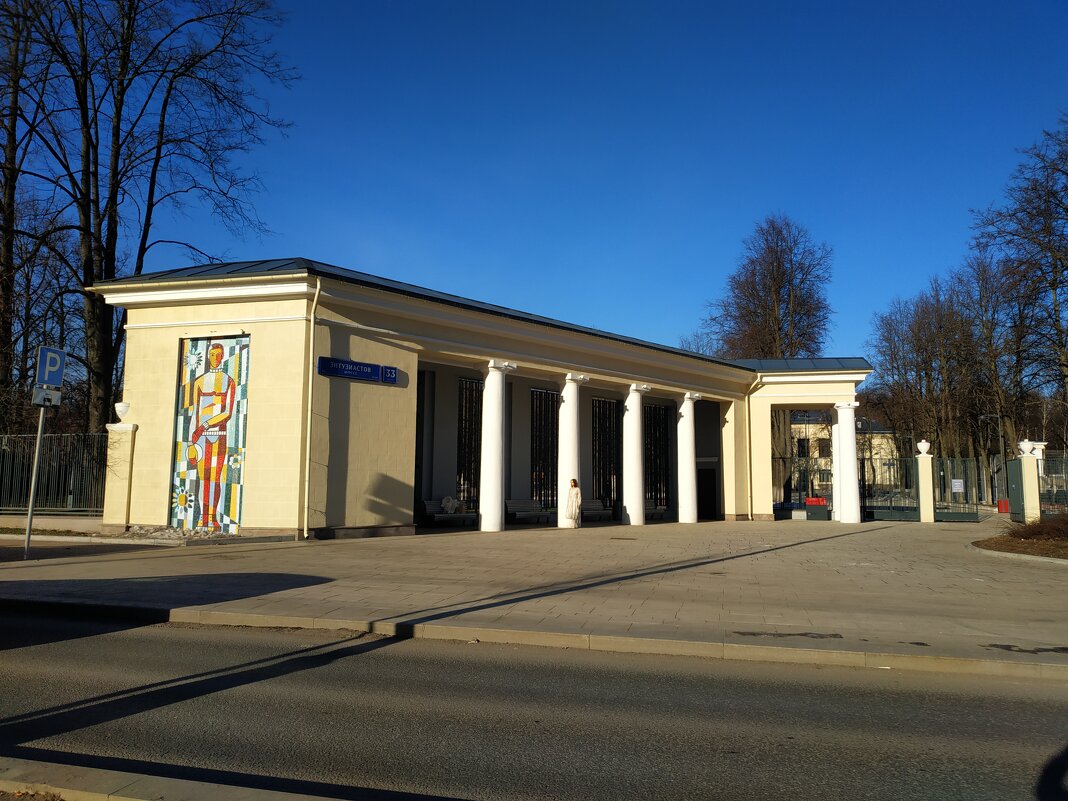 Ищите женщину ... в белом - Андрей Лукьянов Ищите женщину ... в белом - Андрей Лукьянов