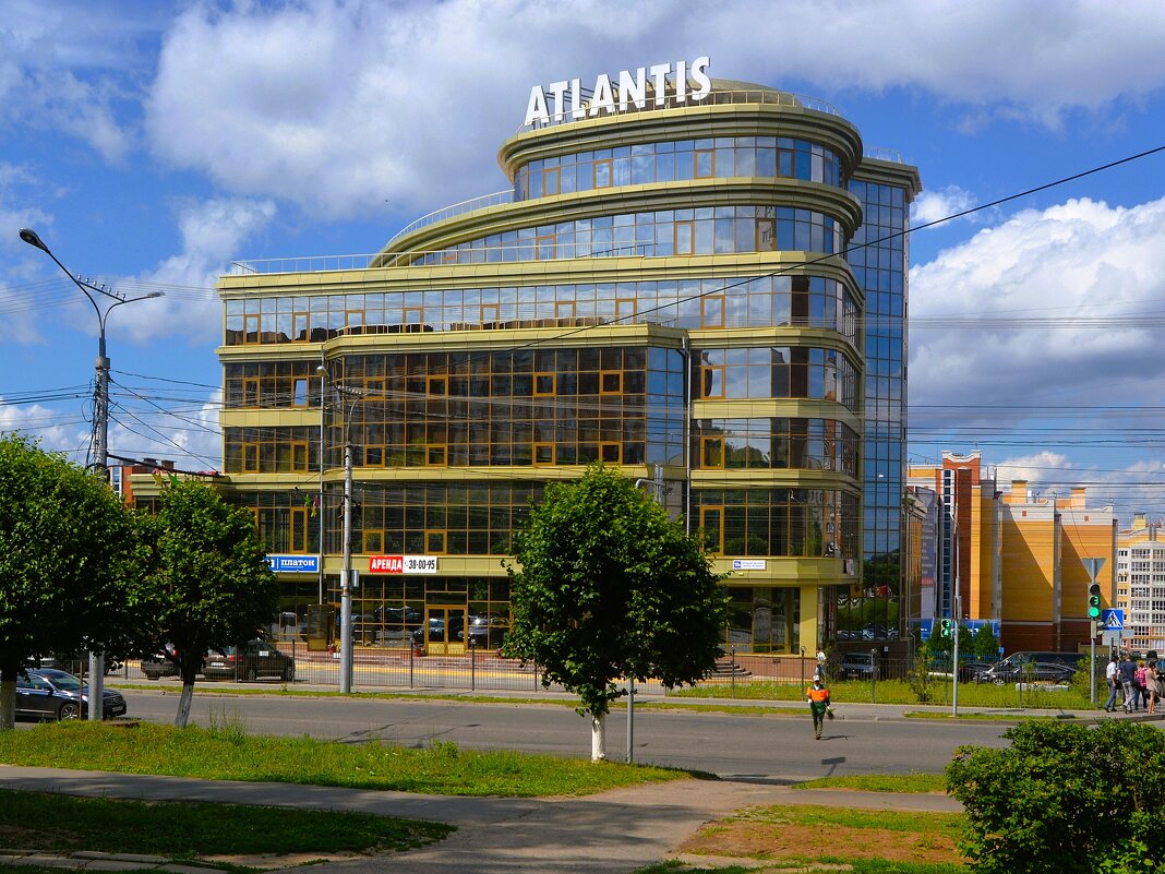 Чебоксары. Бизнес-центр «Atlantis». - Пётр Чернега