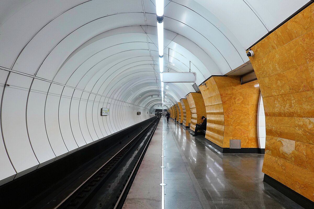 Оформление колонн со стороны бокового зала. - Татьяна Помогалова