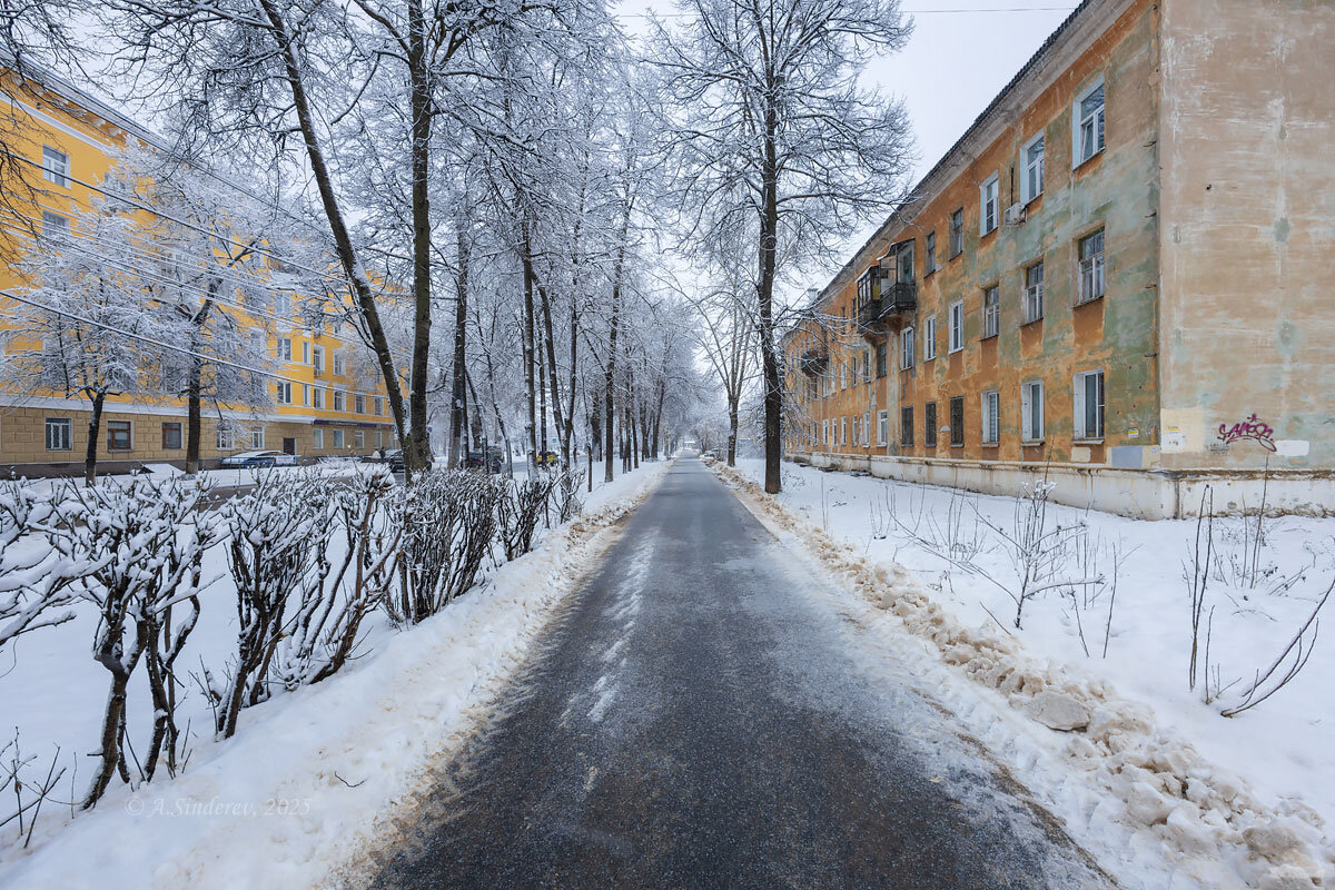 Городская улица - Александр Синдерёв Городская улица - Александр Синдерёв
