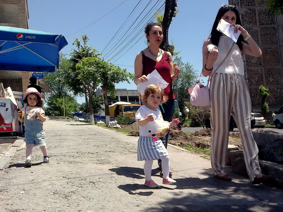 *** - Владимир Захаров