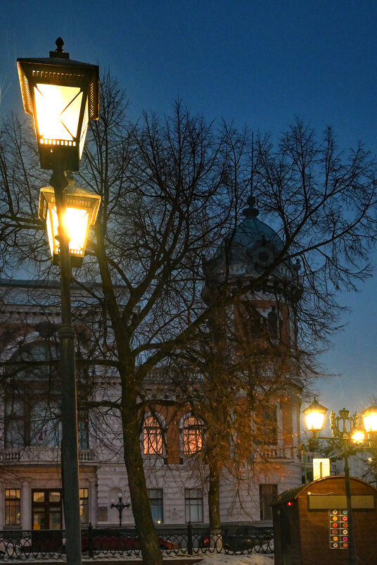 Из серии - "Ночной Ульяновск" - Александр Беляков