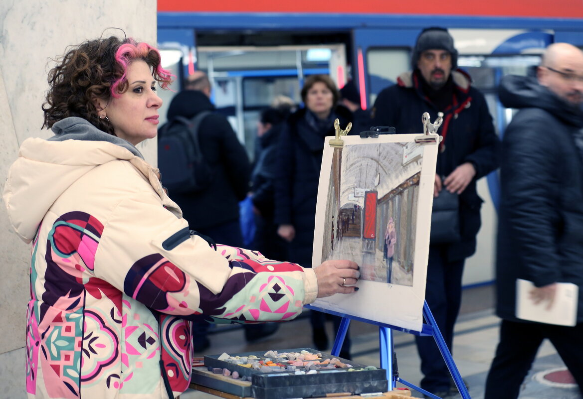 Художники на ст. метро Китай-город 5 февраля - Михаил Бибичков Художники на ст. метро Китай-город 5 февраля - Михаил Бибичков