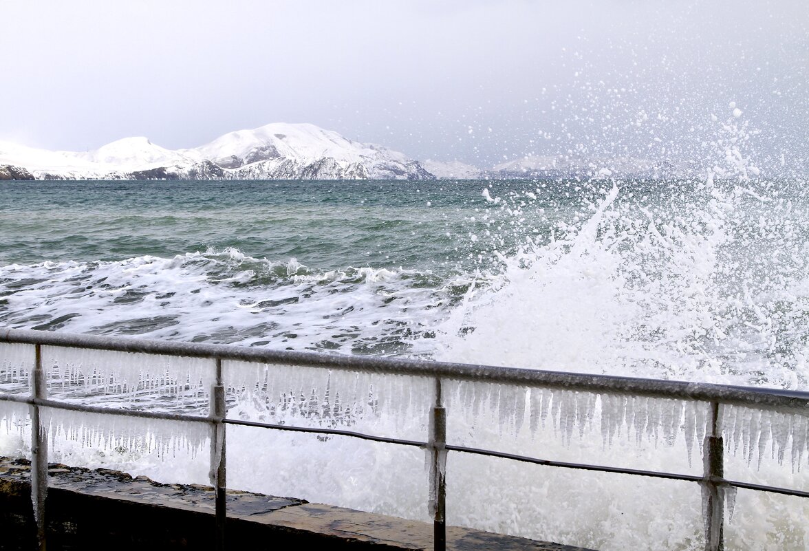 Зима в Крыму. - Геннадий Валеев Зима в Крыму. - Геннадий Валеев