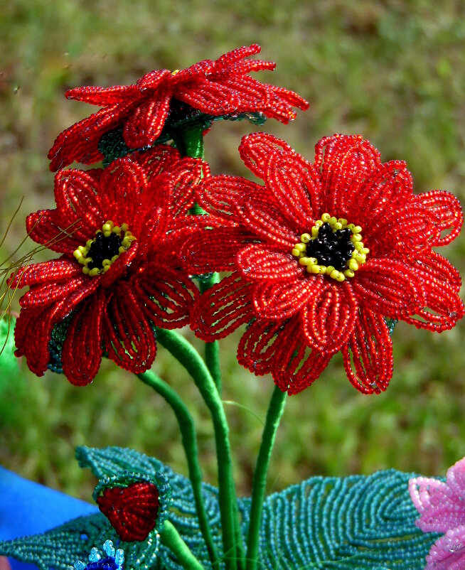 Герберы из бисера. - nadyasilyuk Вознюк