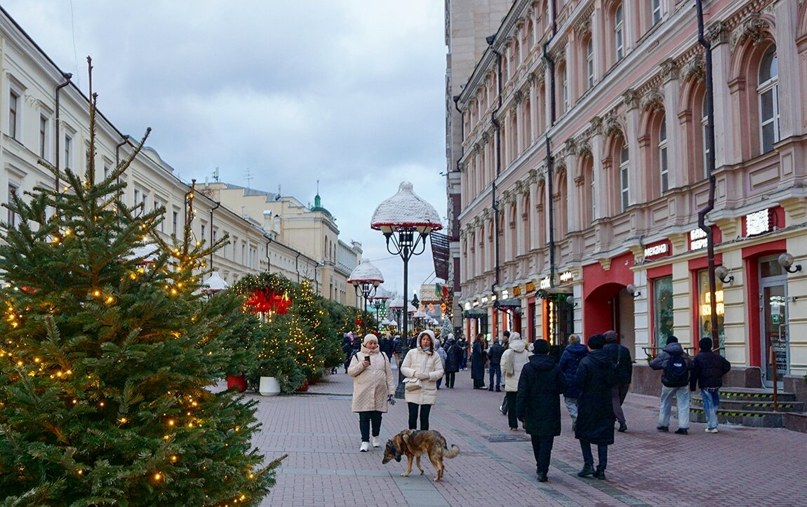 Новогоднее убранство на Старом Арбате - Ольга Новогоднее убранство на Старом Арбате - Ольга
