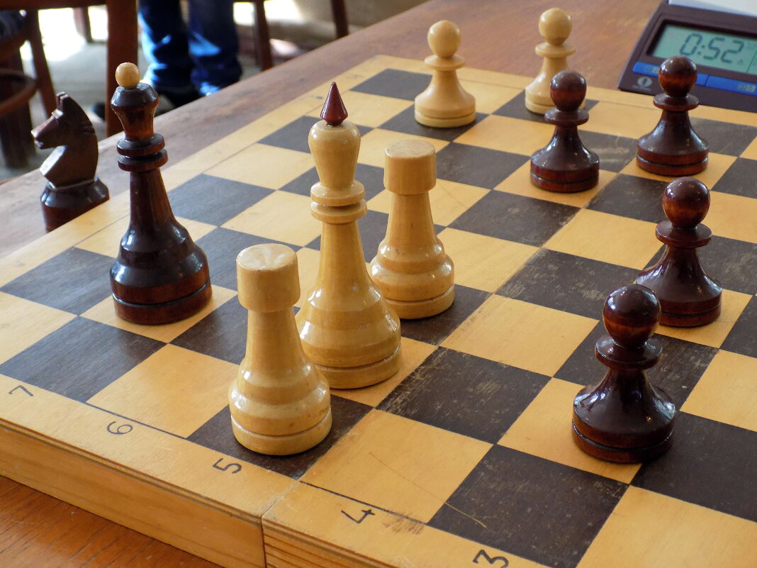 Эполетный мат - Константин Штарк Эполетный мат - Константин Штарк