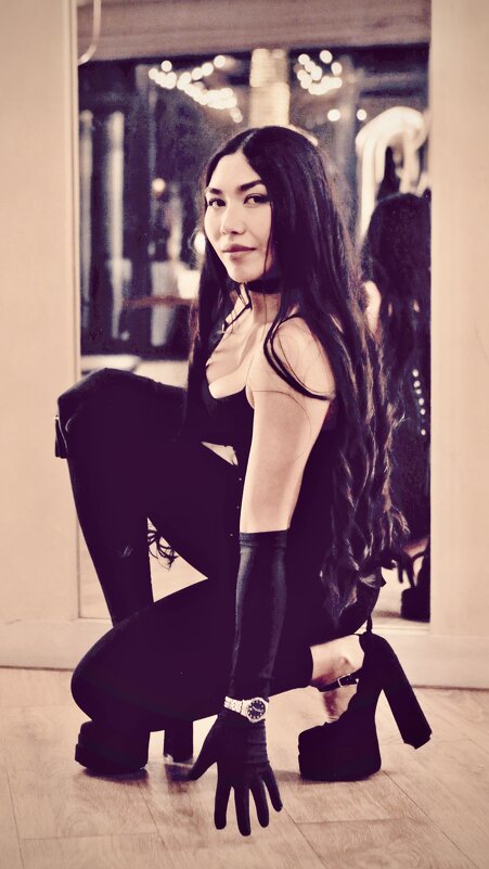 Модель - Натали Королева